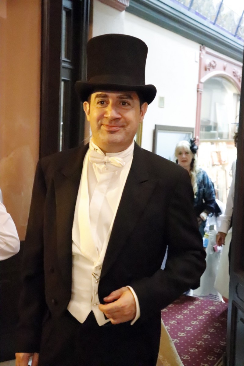 Toni Franc&eacute;s