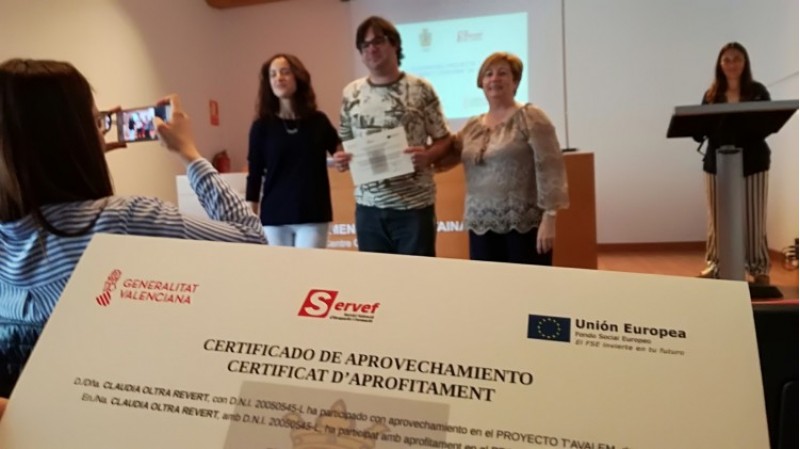 10 alumnes conclouen el primer taller de formació i ocupació de Cocentaina T'Avalem,'Descobrint l'entorn'