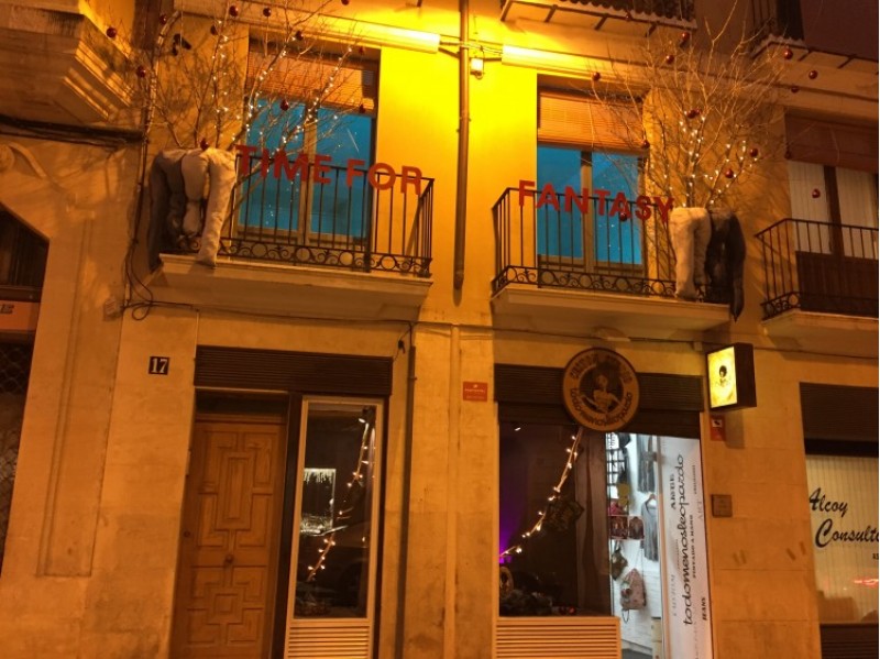 31 comerços participen en el concurs d'aparadorisme del Nadal Alcoià/ Ajuntament Alcoi