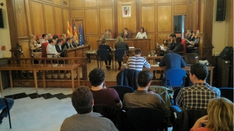 Un moment del plenari d'abril a Alcoi/AM