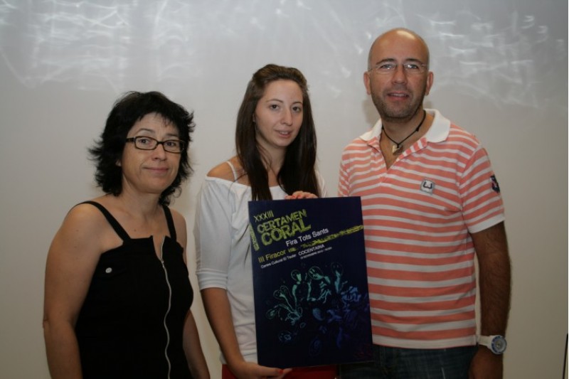 Belen Benavent amb Xelo Garrigós i Raül Belda./ AM