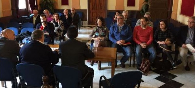 Reunió amb els alcaldes per explicar el Fons Autonòmic de Cooperació Municipal / R. Lledó
