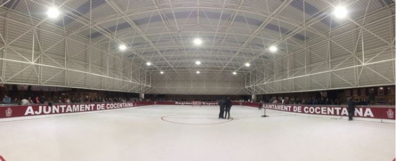Inauguració de la pista coberta a Cocentaina / R. Lledó