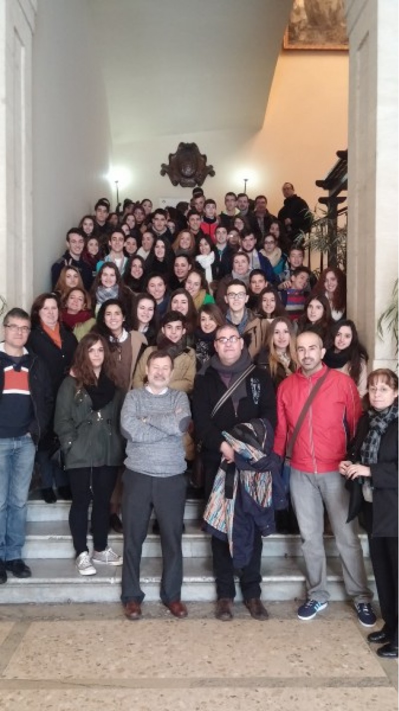 Els alumnes han visitat, entre d'altres, l'Ajuntament d'Alcoi. 
