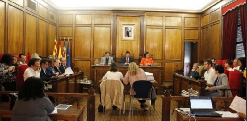 Plenari on el PP ha presentat la moció criticada per Compromís / Ajuntament d'Alcoi