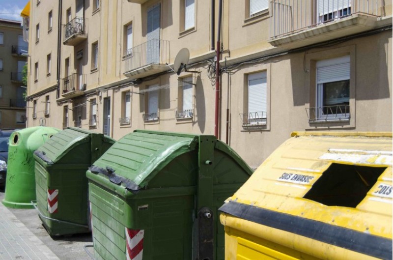 Detenen una jove a Alcoi després de posar fi a la vida del seu nadó llençant-lo a un contenidor