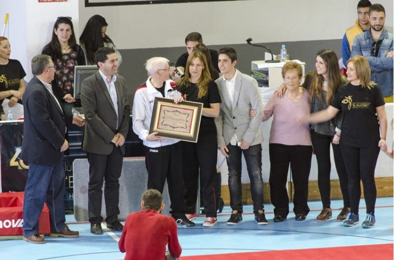 Octavio Fuentes va rebre un merescut homenatge / RCM