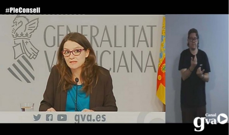La vicepresidenta Mónica Oltra, en el moment de la roda de premsa on dona compte del conveni pel trasllat dels jutjats d'Alcoi/canal GVA