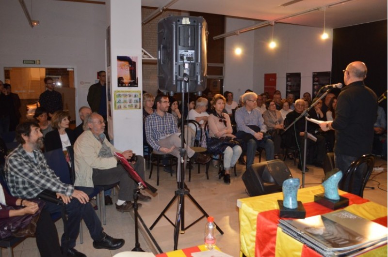 El Casal Ovidi Montllor, de gom a gom / R. Lledó
