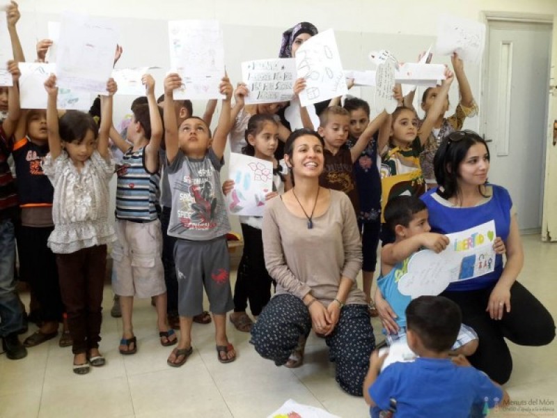 Projecte amb xiquets i xiquetes palestins impulsats per l' ONGD Menuts del món