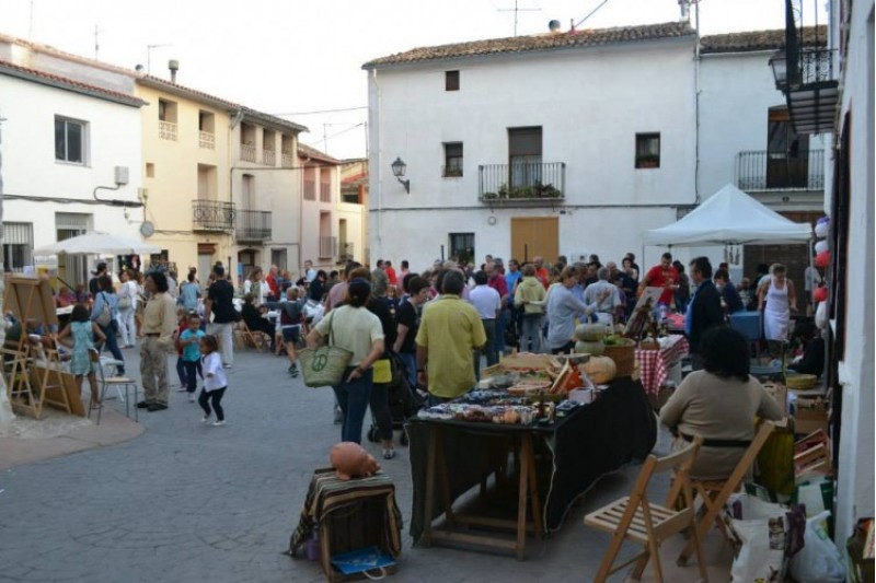 La xicoteta localitat de Margarida acull aquest mercat artesà des de fa ja un any./ Facebook 'Mercat de Margarida'