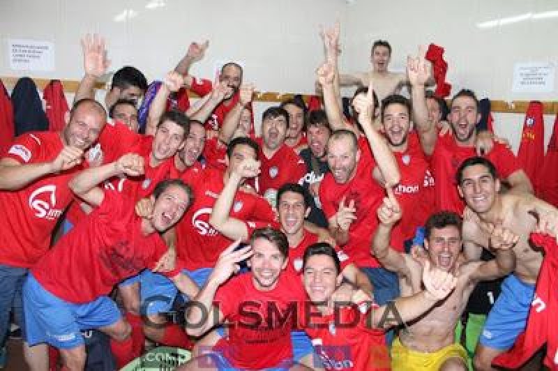 L'alegria després del partit. FOTO DE GOLSMEDIA
