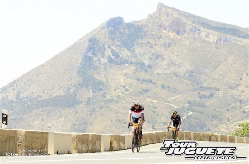 Una de les ascensions de la marxa cicloturista / fotoscarreras.com
