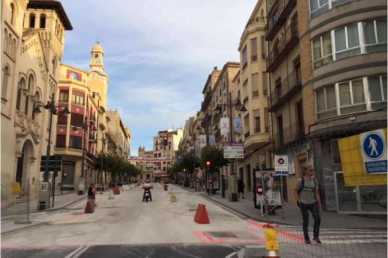 Carrer Sant Tomás només de sentit pujada per obres / AM