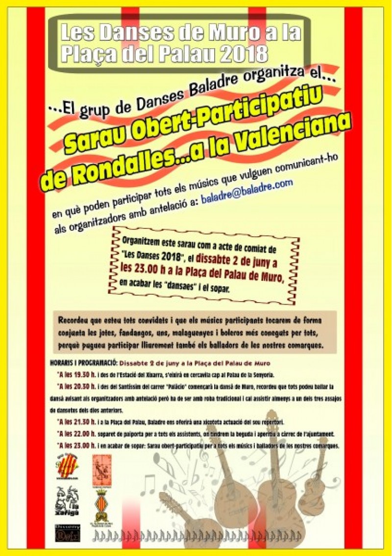 El carrer i plaça del Palau de la Senyoria de Muro s'omplin de balls en la festivitat del Corpus i l'inici de l'estiu