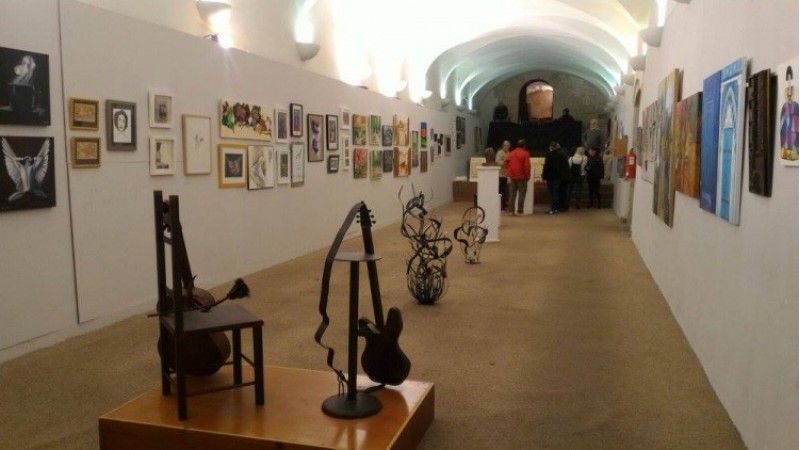Imatge del muntatge de l'exposició./ Facebook Art Local