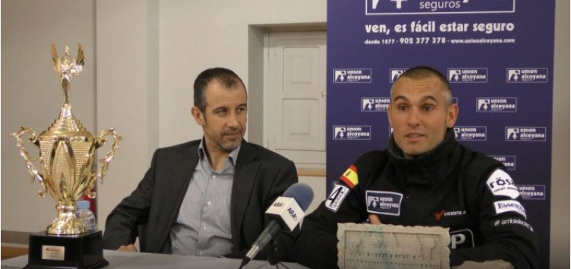 Vicente Rico i Vicente Juan García a Unión Alcoyana Seguros / R. Lledó