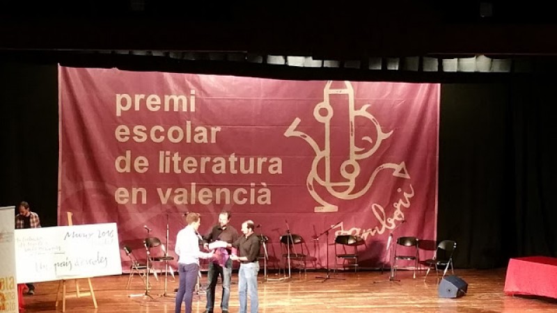 Relat premiat en el concurs de redacció en valencià Sambori 2016, escrit per Adrian Colino, alumne de 4t d'ESO de l'IES Andreu Sempere d'Alcoi