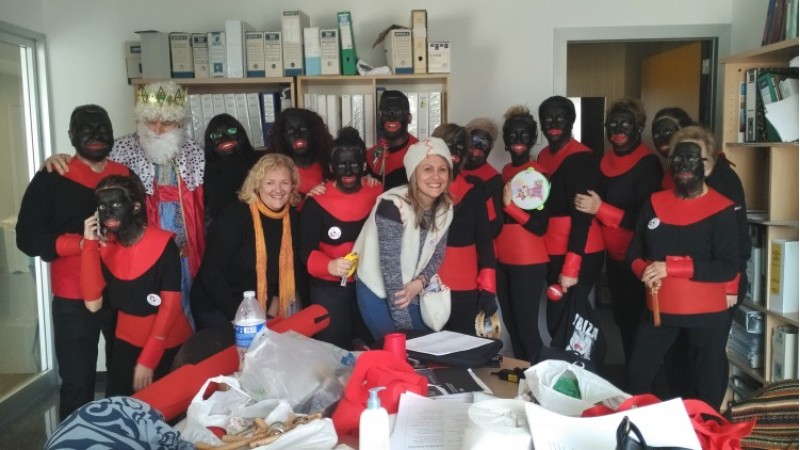 Tots els voluntaris preparats per a cantar Nadales/AM