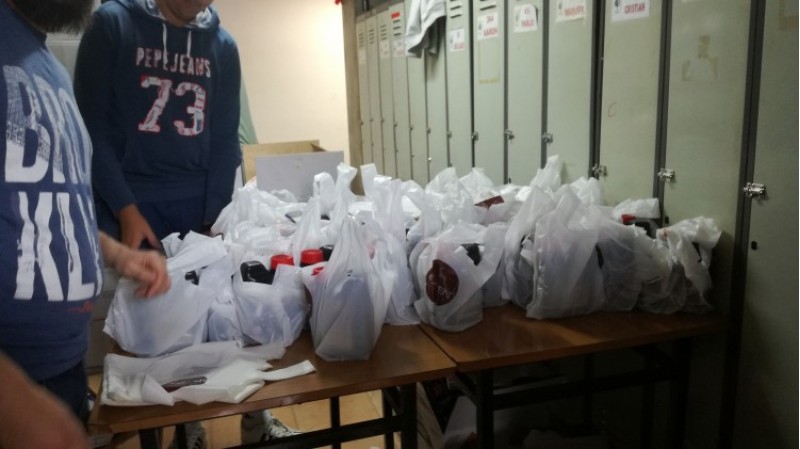 Repartiment de pólvora d'altre any. En el 2018 es preveu repartir 3.000 quilos