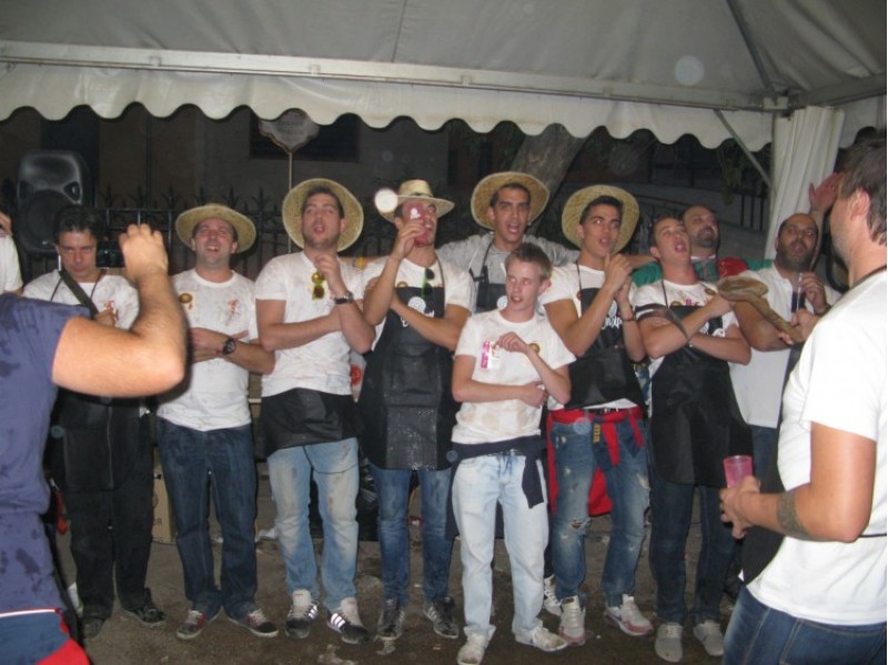 Fonèvol analitza les últimes notícies de la Festa i demana l'Ajuntament que 'es mulle'