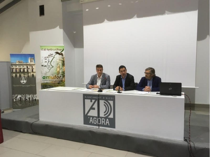 Un moment de les jornades d'AMUFOR a l'Àgora