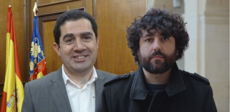 El portaveu de Guanyar Alcoi Pablo González, critica les retribucions de l'alcalde Toni Francés
