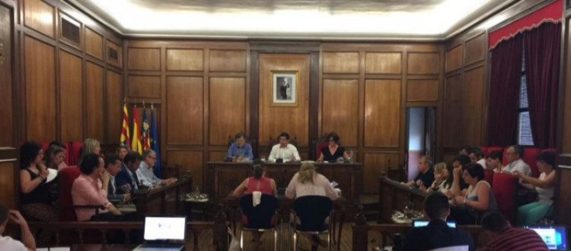 Plenari municipal on no s'ha acceptat el prec / R. Lledó