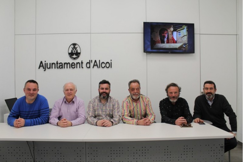 Inauguració de l'exposició 'La Imaginació Desbocada. Alejandro Soler' en la Llotja Sant Jordi d’Alcoi / Ajuntament d'Alcoi