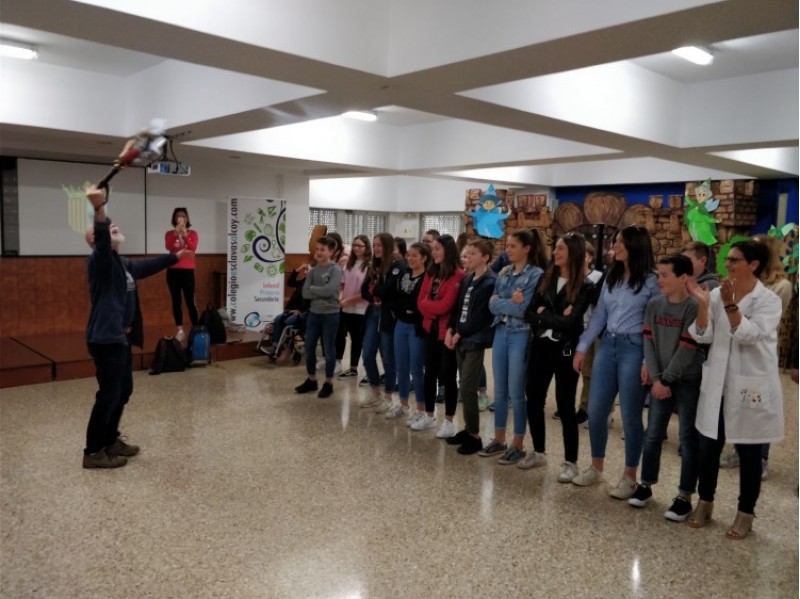  Intensa setmana de la Fundació Educativa ACI - Col·legi Esclaves SCJ d'Alcoi amb la visita dels alumnes francesos / Esclaves