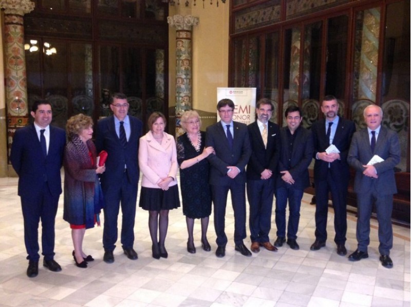 Isabel-Clara Simó rep el premi d'Honor de les Lletres Catalanes/Aj.Alcoi