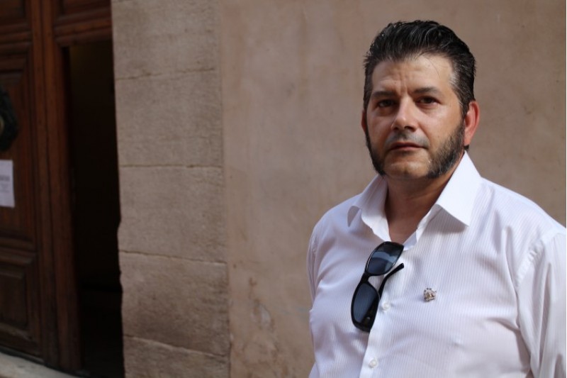 José Adolfo Vicent, Capità Cristià 2012 per la Filà Contrabando./ LV