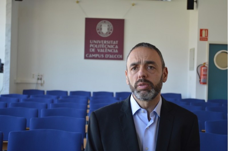 Juan Ignacio Torregrosa al Saló de Graus / R. Lledó
