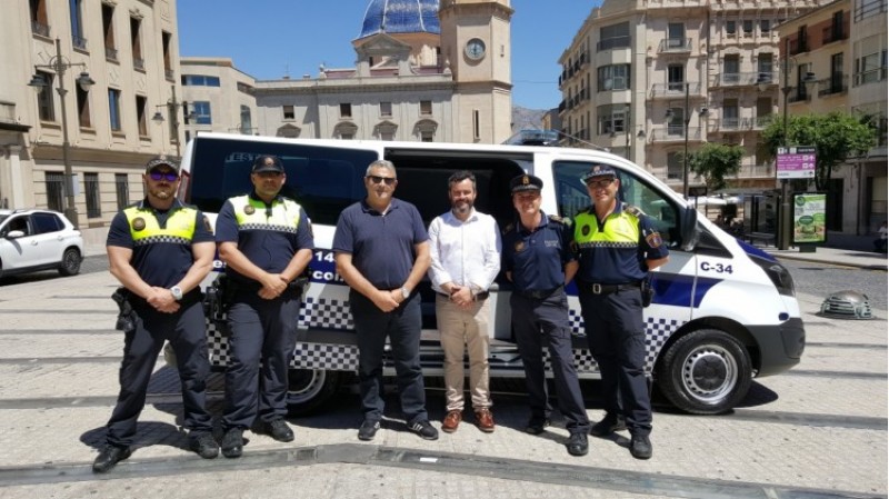Presentació del vehicle / Ajuntament d'Alcoi