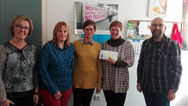 L'Associació Solc rep la recaptació de taquilla de l'edició del Certamen Coral Fira de Tots Sant de Cocentaina / Fira de Tots Sants