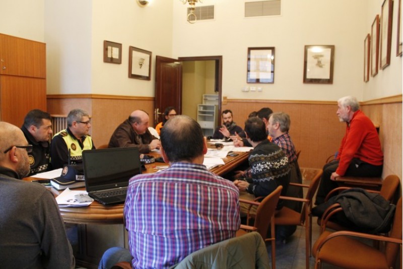 Reunió entre organitzadors, Ajuntament i seguretat / Ajuntament