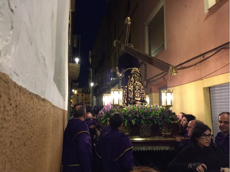 La devoció contestana ben latent en el Sant Enterrament de Divendres Sant
