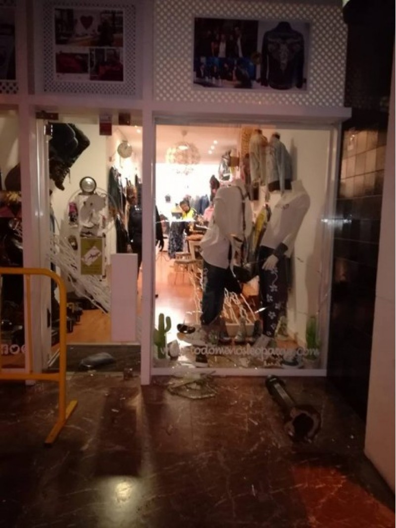 Imatge de la policia local, poc després de la detenció
