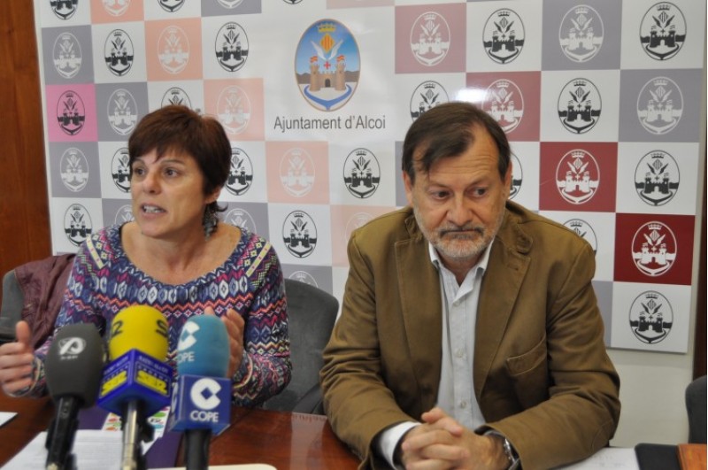 Gomicia ha indicat que els centres públics no augmenten la ràtio / AM