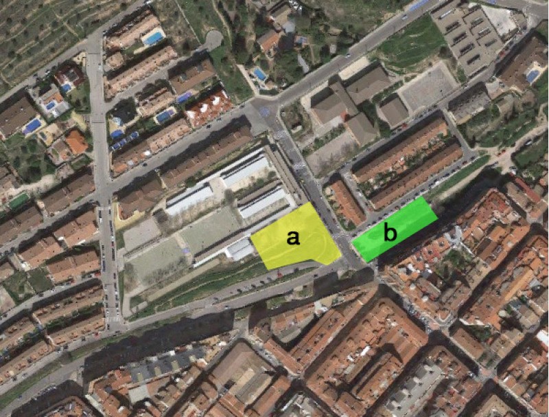 Les dos opcions, just baix del col·legi o a la part dreta (segons puges) d'Isabel  la Católica