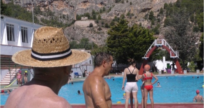 Majors de 65 anys poden gaudir els dilluns de les piscines d'Alcoi gratuïtament