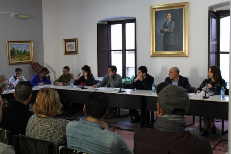 Reunió a Villalonga amb els representants dels 12 municipis / Ajuntament Alcoi