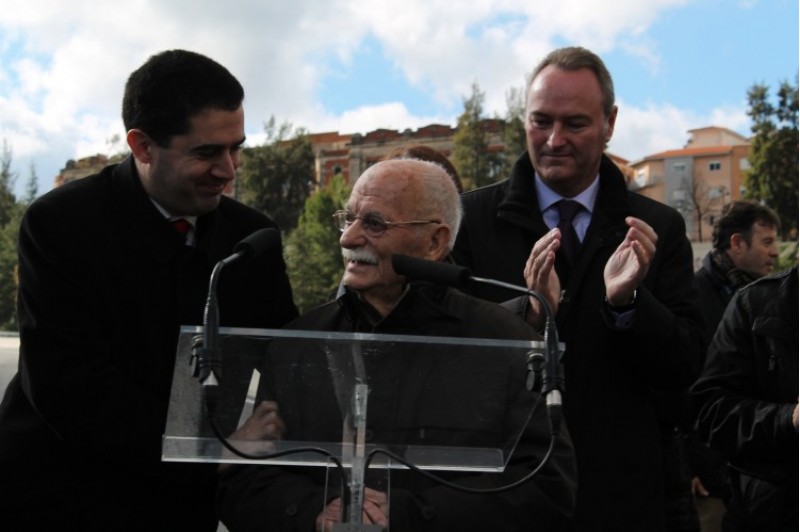 Cal ressaltar el paper de l supervivent de Mauthausen per damunt de les polèmiques polítiques