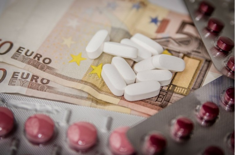 Podem Alcoi celebra la gratuïtat de medicaments per a aturats