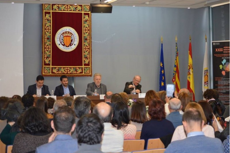 Inauguració de les Jornades amb la presència de Marzà / Maria Gutiérrez