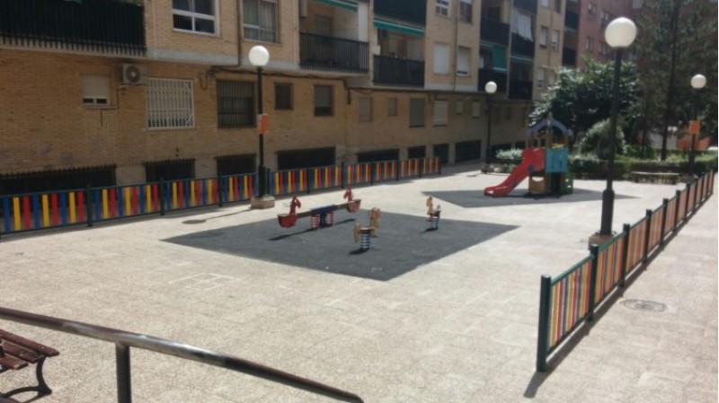 Millores al parc infantil del passeig de Músico Serrano/Aj.