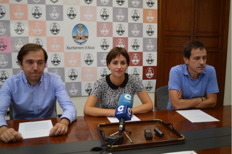 Gabriel Guillem, Maria Baca i Luis Mullor a la roda de premsa / R. Lledó