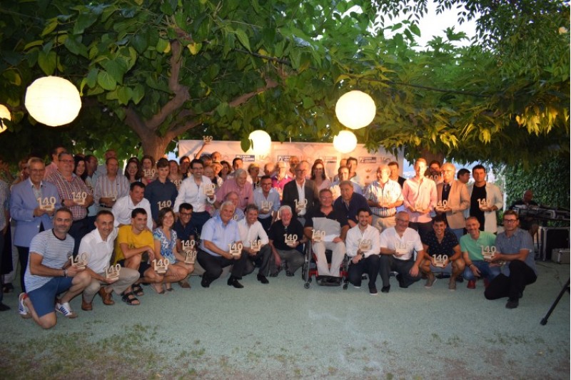 Foto de família en l'aniversari de La Unión Alcoyana