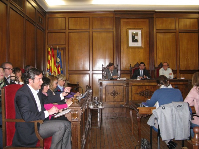 Els populars han proposat abordar de ple el problema de la desocupació /NL