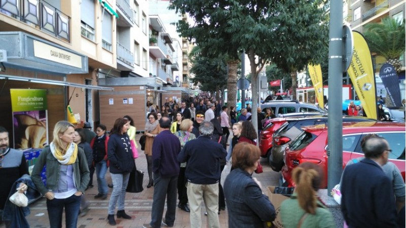 la Fira de Cocentaina augmenta volum de negoci/AM
